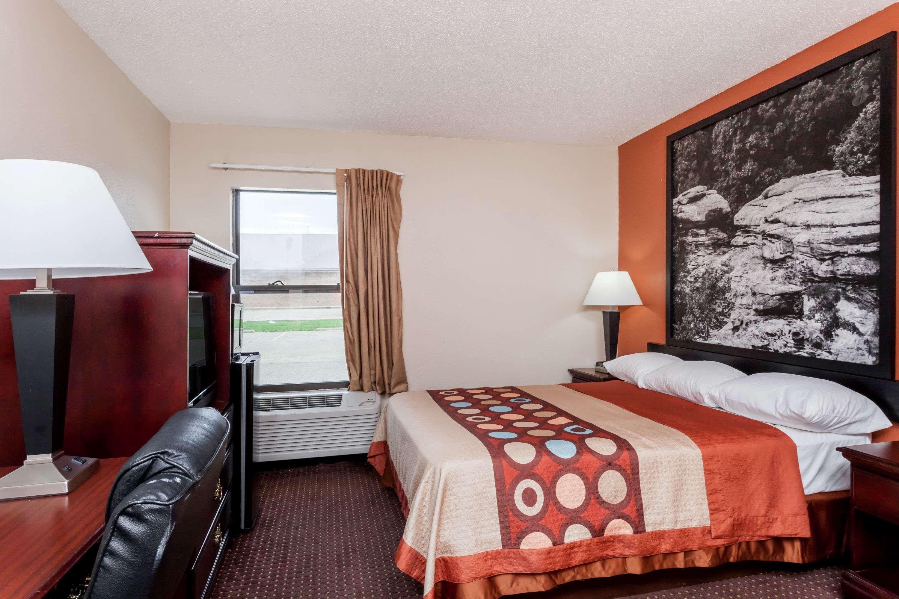 Hotel Super 8 By Wyndham Harrisburg Exterior foto